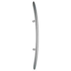 GAINSBOROUGH 600MM CURVED PULL HANDLE